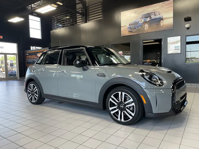 MINI of Des Moines Parts Store 2