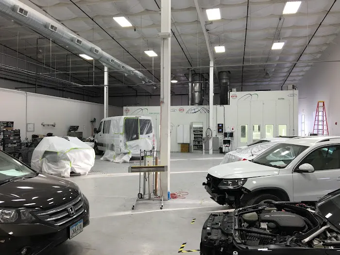 Lithia Body & Paint of Des Moines 1