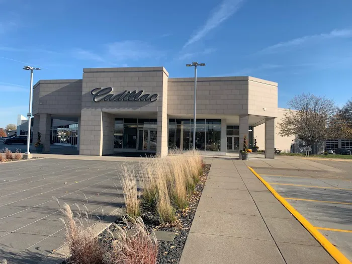 Willis Cadillac Parts Store 0