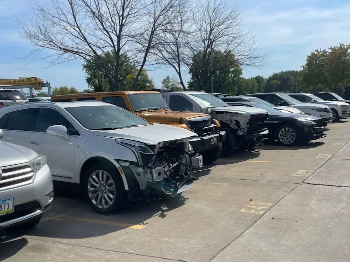 Willis Collision Center 7
