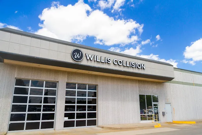 Willis Collision Center 0