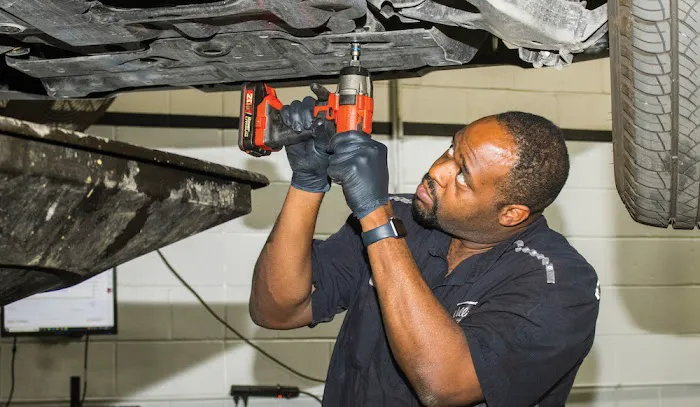 Willis Lexus Service and Parts Center 7
