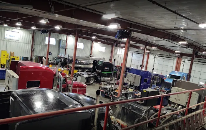 Service - Allstate Peterbilt Rochester 8