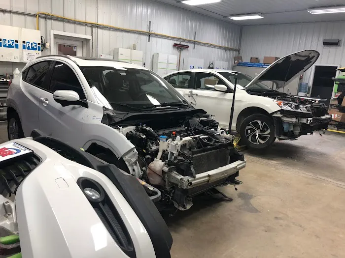 Brownsdale Auto Body 4