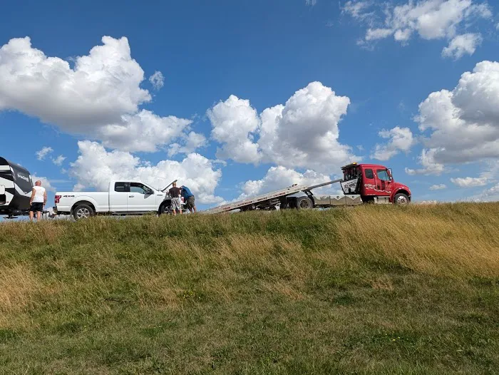 S & T Collision and Towing 3