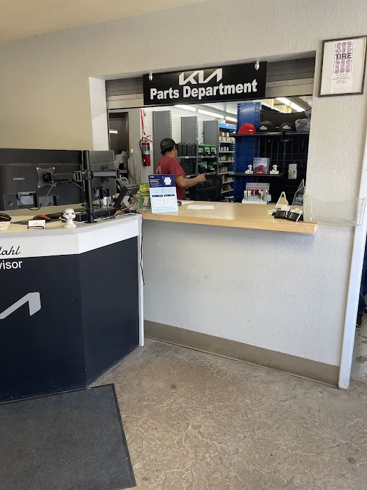 Fort Collins Kia Service Center 8