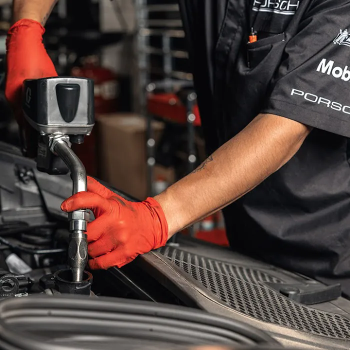Porsche Fort Collins Service Center 3