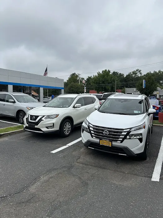 Smithtown Nissan Parts 8