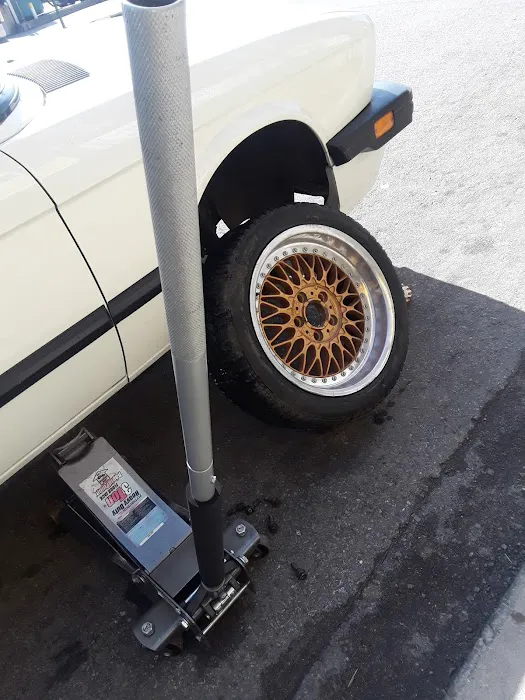 TIRE SHOP, NEW & USED TIRES. 4