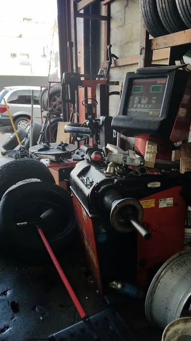 JC Tires 9