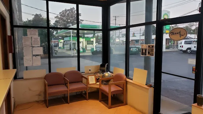Tom's Auto Repair 0