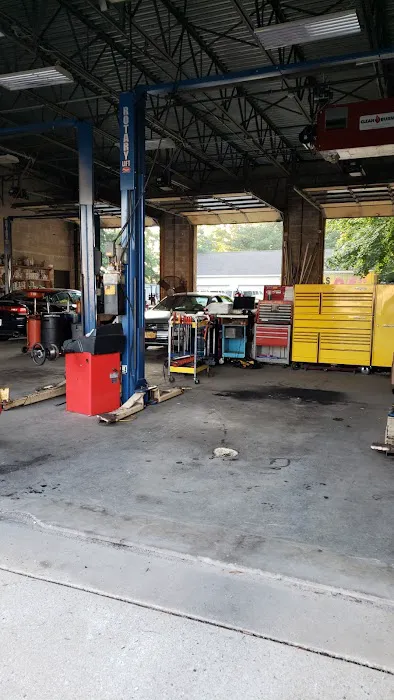 Tom's Auto Repair 3