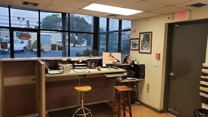Tom's Auto Repair 8