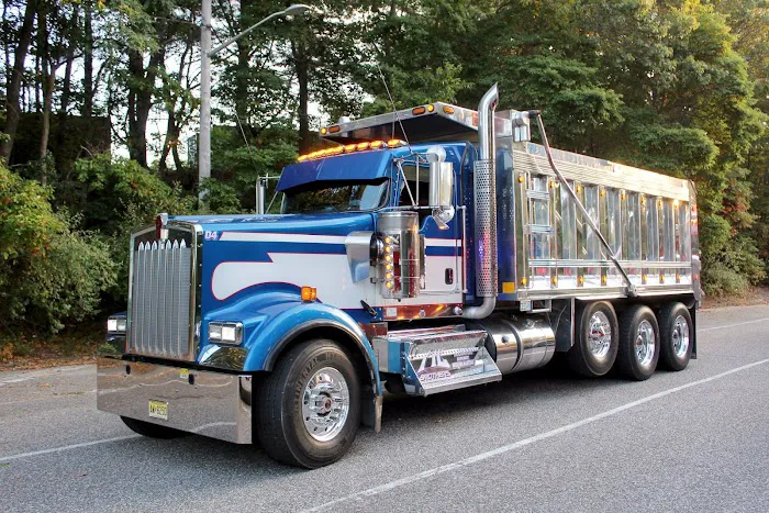 Elizabeth Truck Center of Long Island 3