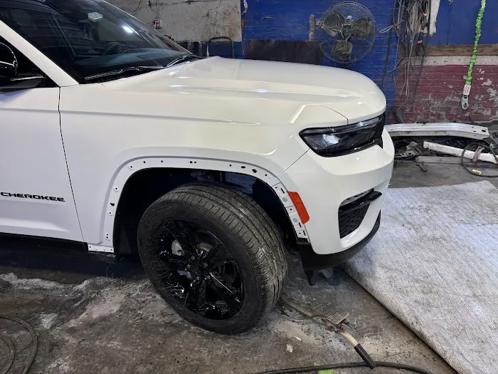 NASER’S AUTOREPAIR SHOP 3