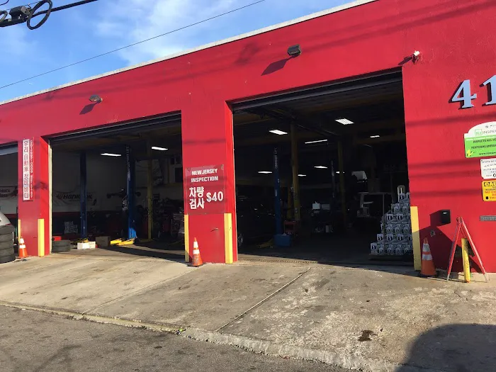 Woori Auto Repair & Body Corporation 7