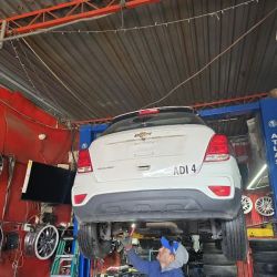 Speed Muffler Tire Shop ico
