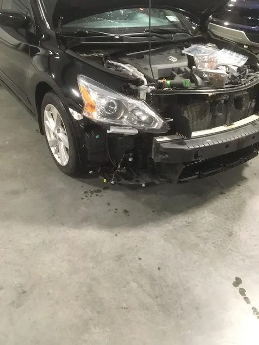 Jack Troy's Auto Body Works Inc. 4