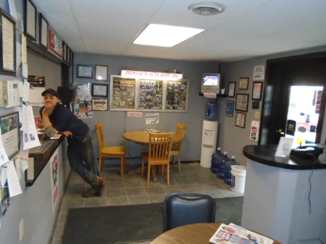 Primeaus Auto Body Inc 4