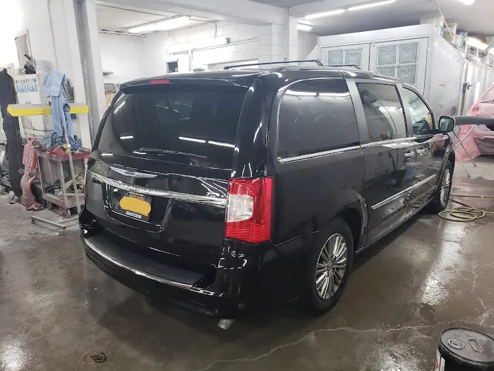 Primeaus Auto Body Inc 0