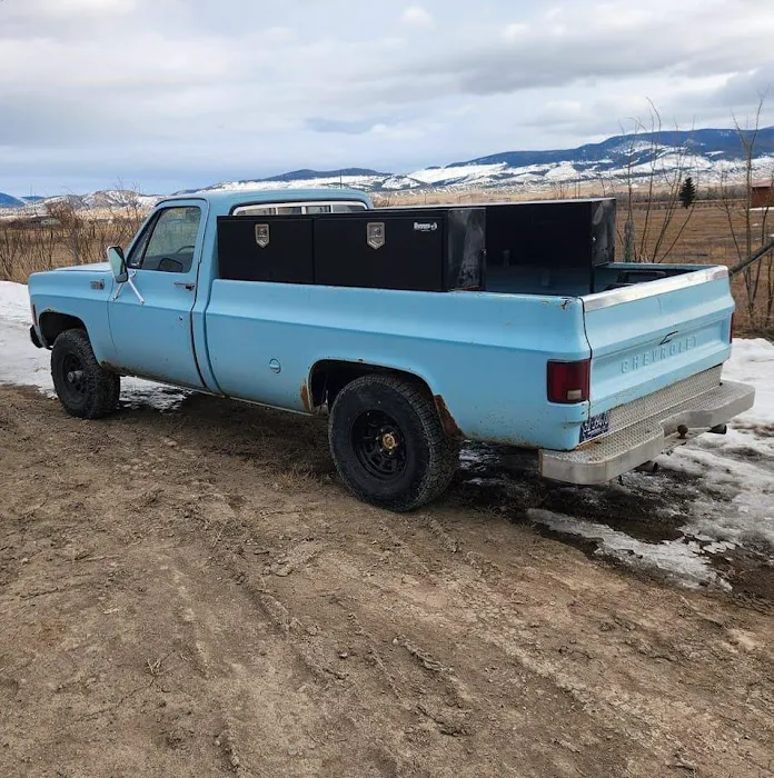 Square Deal Auto Repair 9