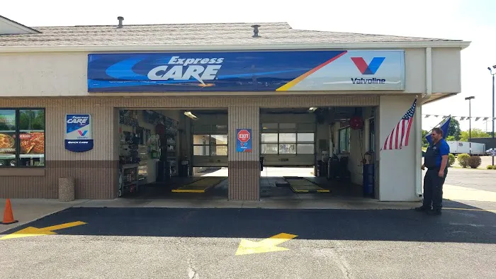 Eagle Express Lube powered by Little Wolf Automotive 4