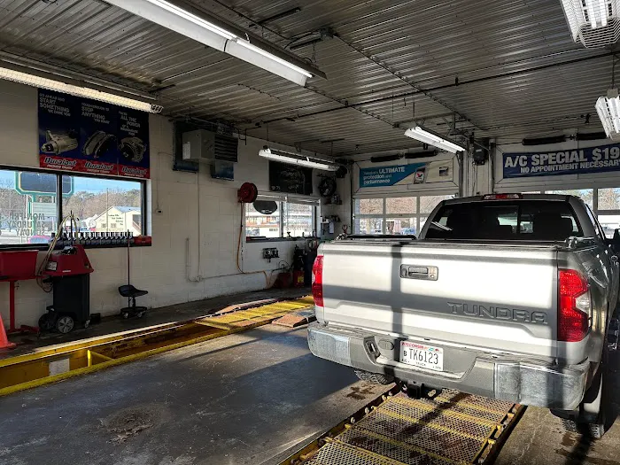 Eagle Express Lube powered by Little Wolf Automotive 2