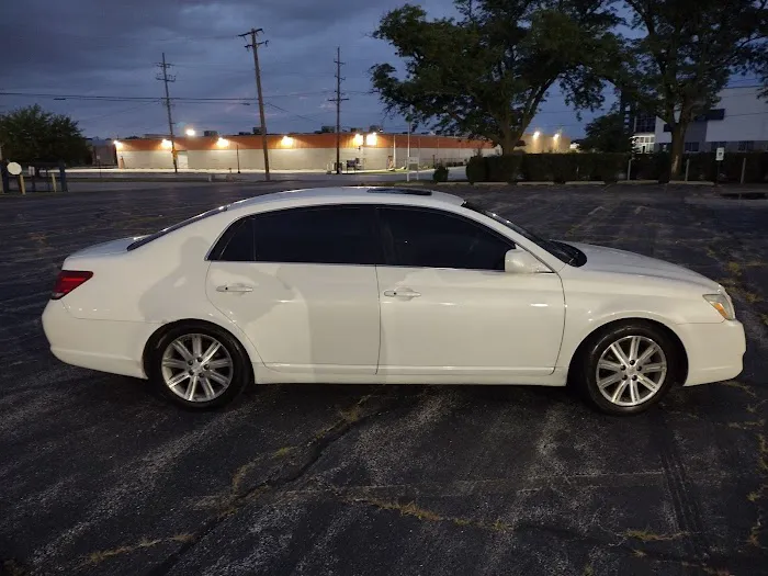 Oakbrook Toyota Service Center 3