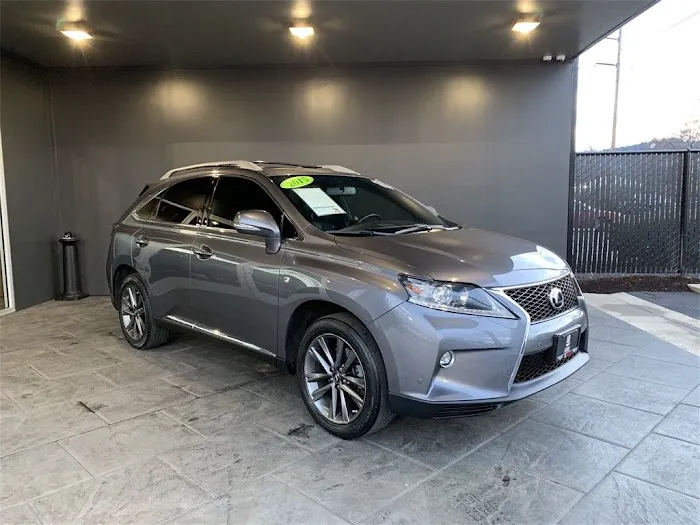Lexus Service- McGrath Lexus of Westmont 3