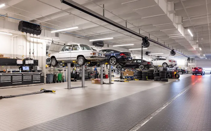 Laurel BMW of Westmont Service Center 8
