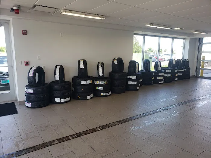 Elgin Volkswagen Service Center 3