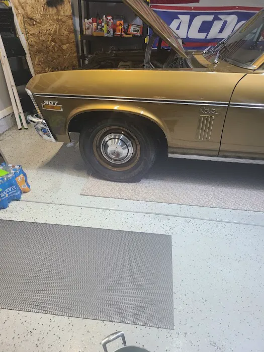 Maaco Auto Body Shop & Painting 1