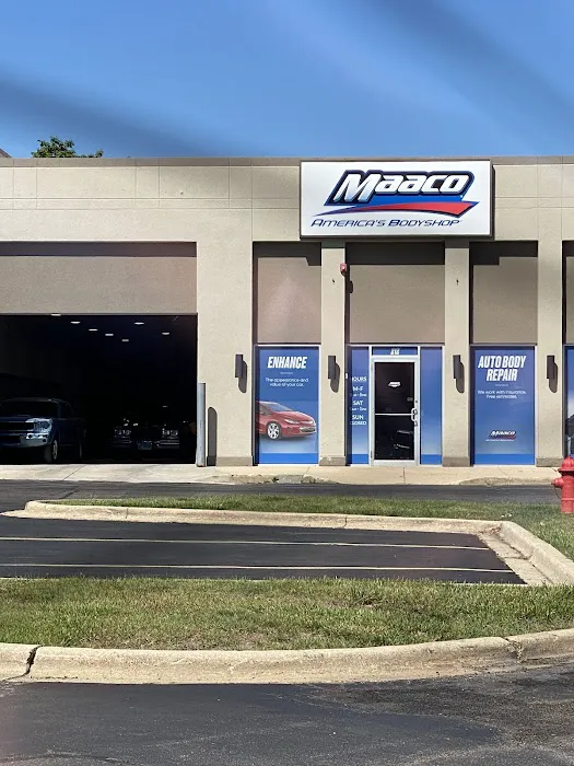 Maaco Auto Body Shop & Painting 3