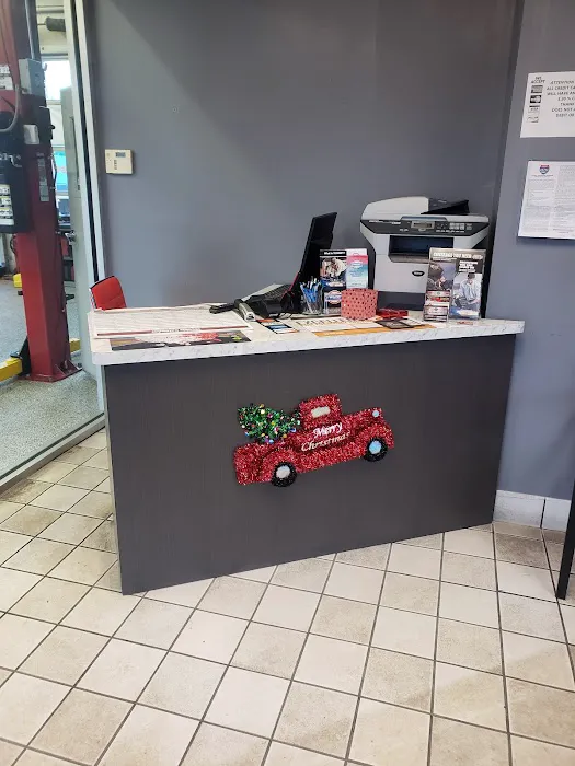 Techmaster Auto Repair 8