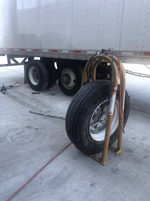 Tire System (Commercial Truck Tires) 0