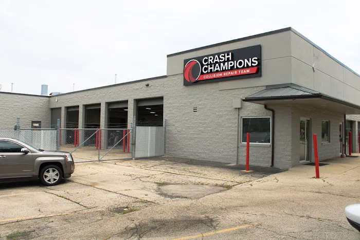 Crash Champions Collision Repair East Dundee 9