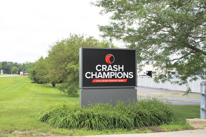 Crash Champions Collision Repair East Dundee 7
