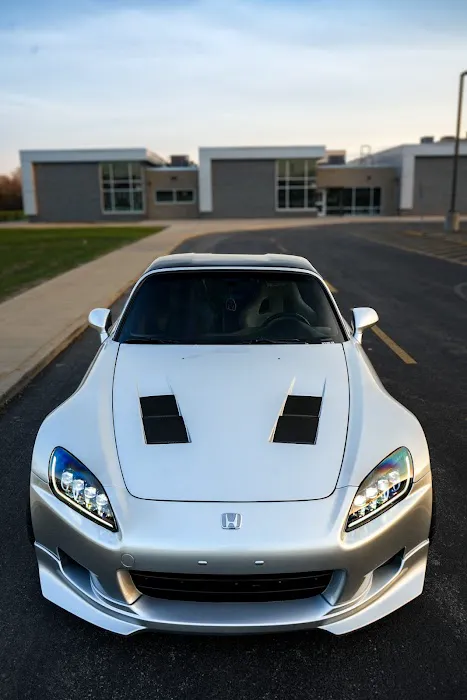 West Suburban Auto Body Shop 0