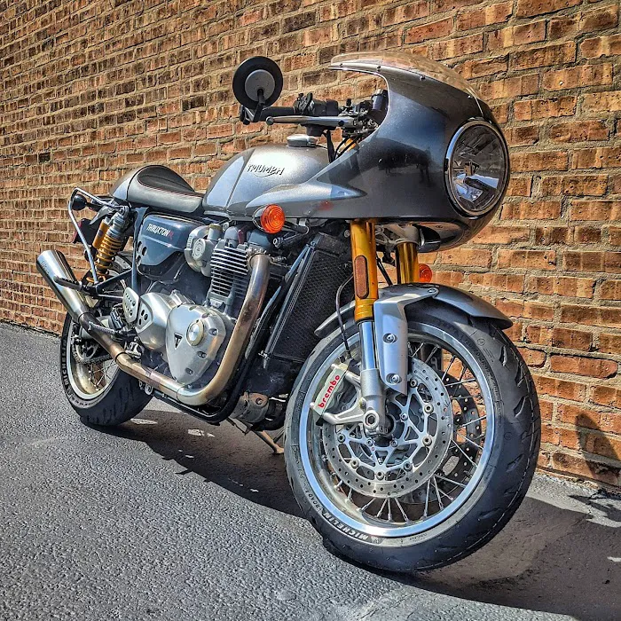 3G Moto 8