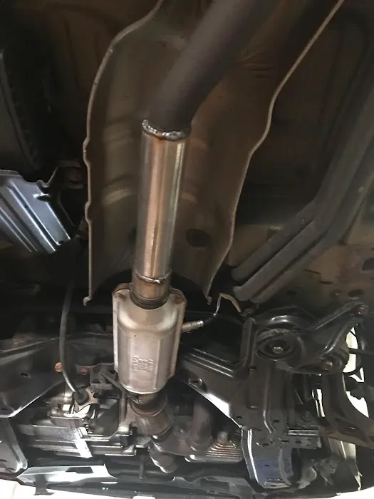 Navarro's Muffler Shop 9