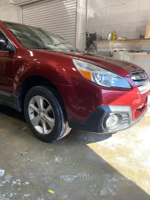 NEW AND VINTAGE AUTO BODY SHOP 0