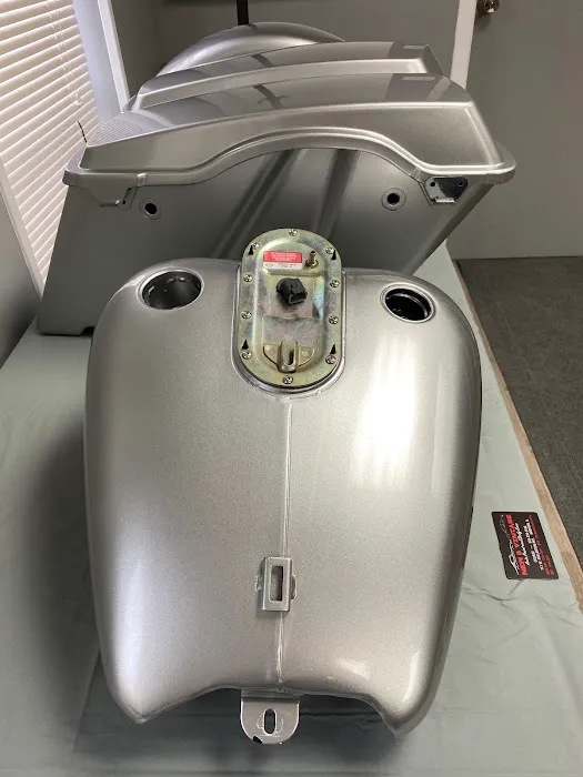 NEW AND VINTAGE AUTO BODY SHOP 7