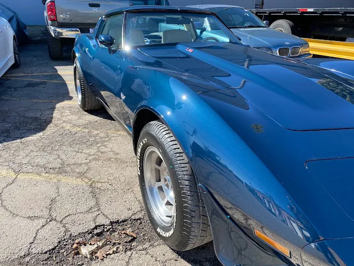 NEW AND VINTAGE AUTO BODY SHOP 9