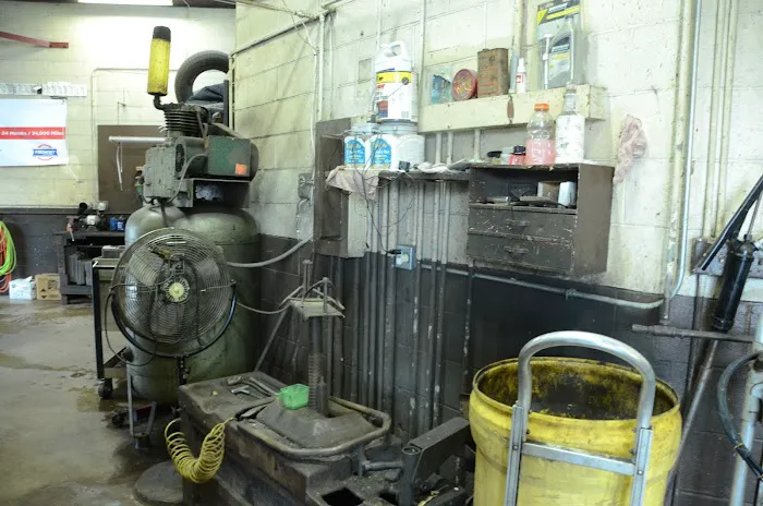 Jim & Tom's Automotive 1