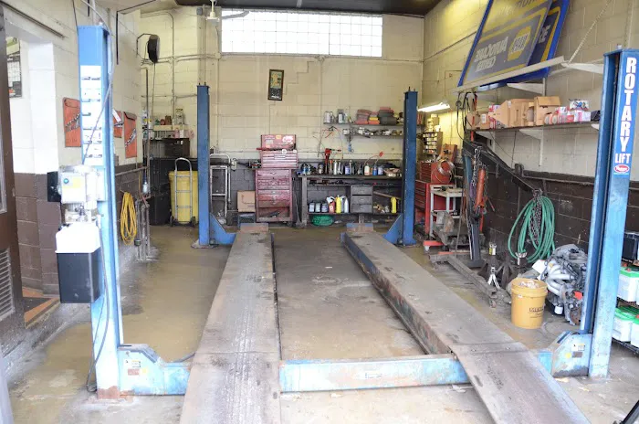 Jim & Tom's Automotive 6