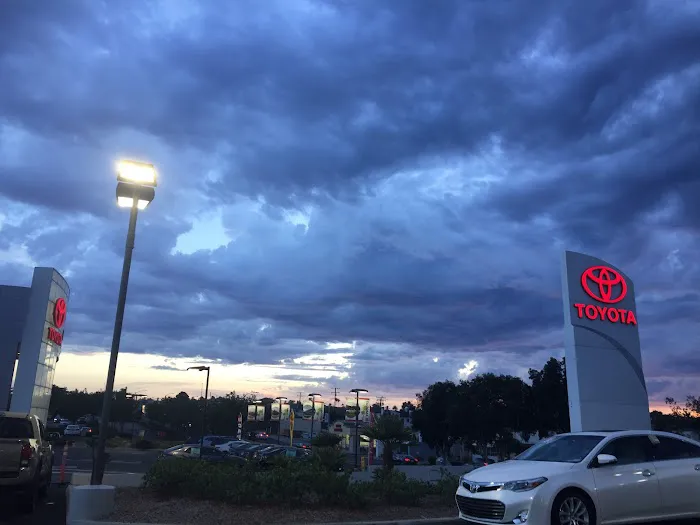 Manhattan Beach Toyota Service 5