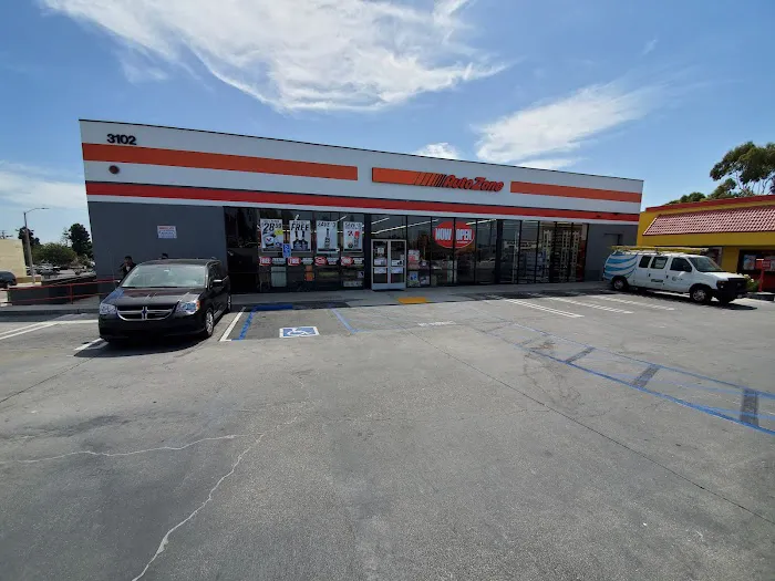 AutoZone Auto Parts 1