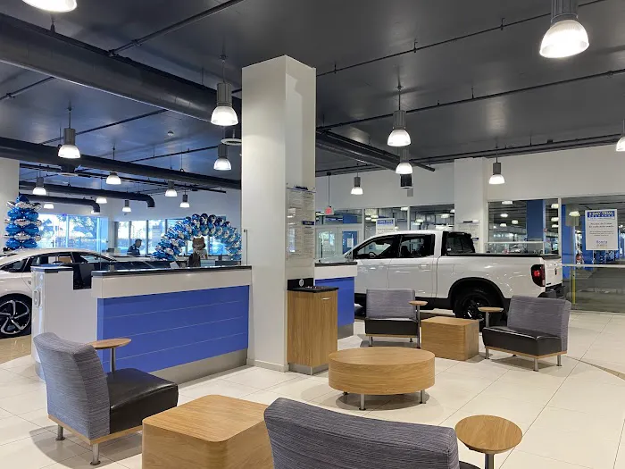 Honda of Downtown Los Angeles Service Department 8