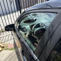 Menos Auto Glass In Los Angeles California