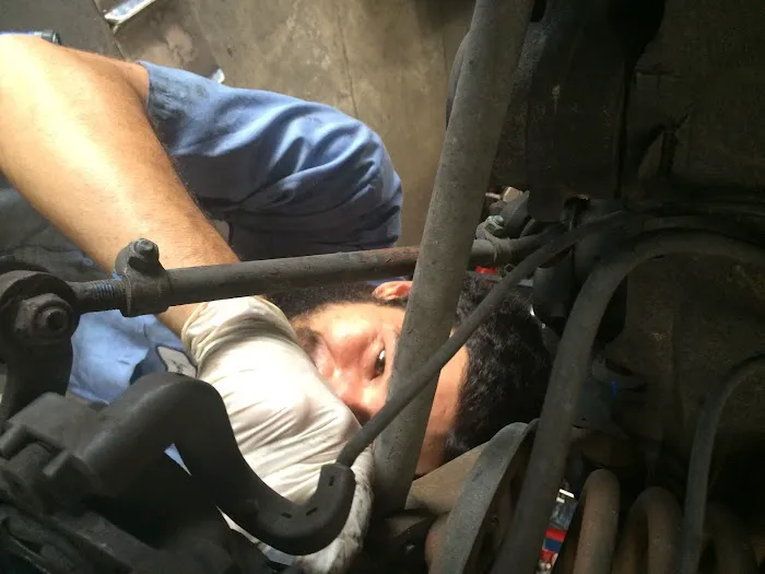 Autostar Mercedes Benz Service & Repair 7